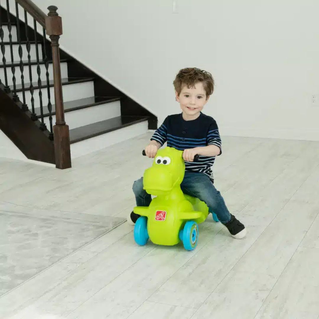 בימבה דינוזאור Dino Dash הרפתקה פרהיסטורית בצעצוע מודרני! מבית STEP2 ארה"ב