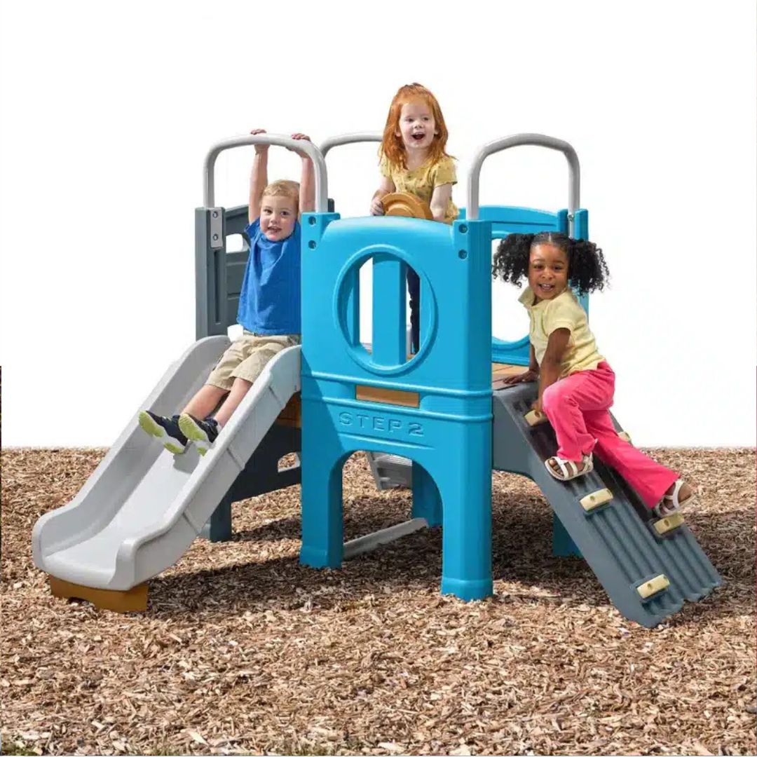 מתקן חצר 3 ב-1  טיפוס, משחק וגלישה בהרפתקה אחת מבית STEP2 ארה"ב
