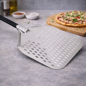 כף פיצה מחוררת מקצועית 30.5×85 ס"מ